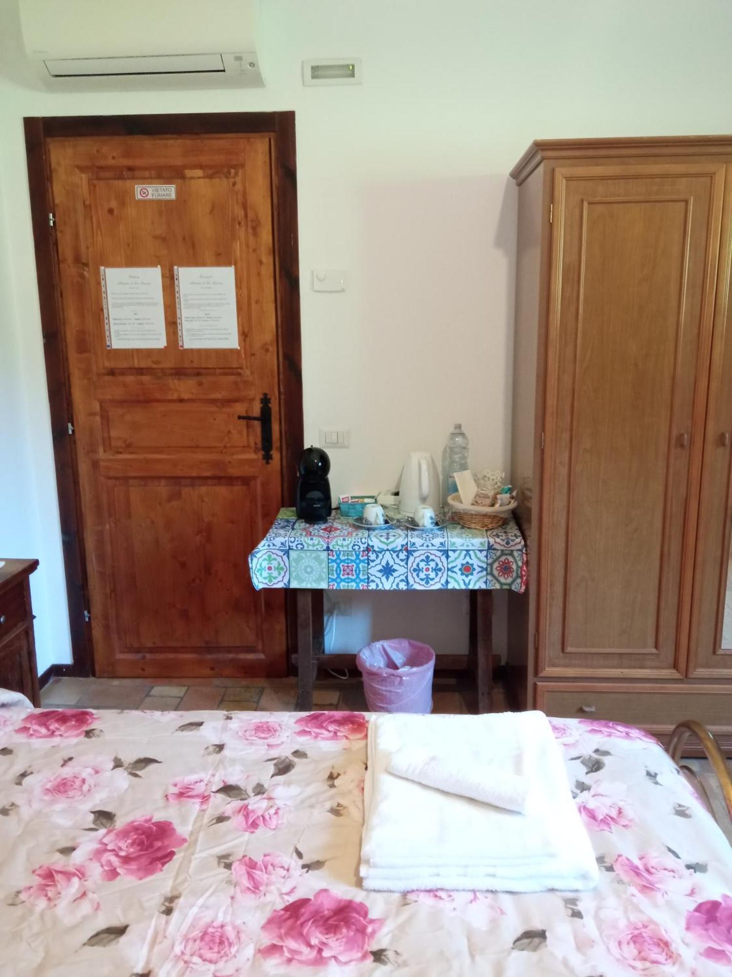 All'Ombra Di San Damiano Assisi Bagian luar foto